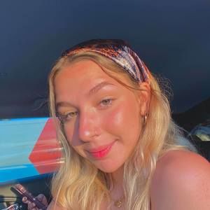 Meet your Posher, Lindsey